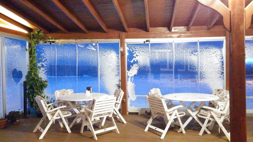 Flora Hotel Burhanli Экстерьер фото