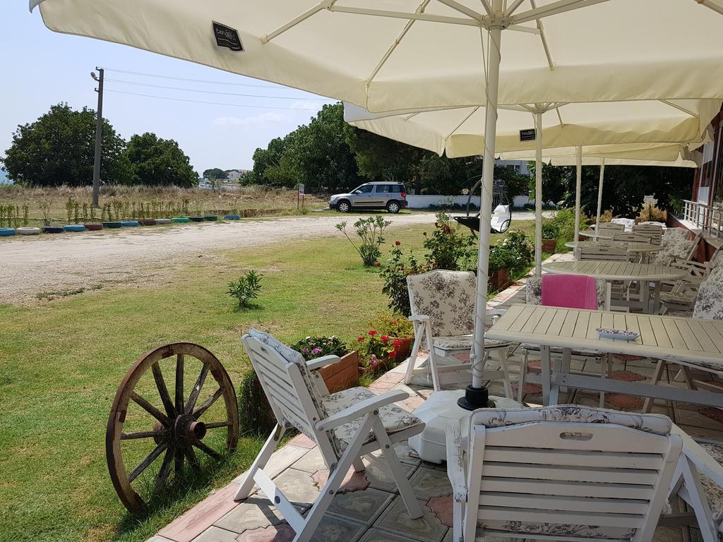 Flora Hotel Burhanli Экстерьер фото
